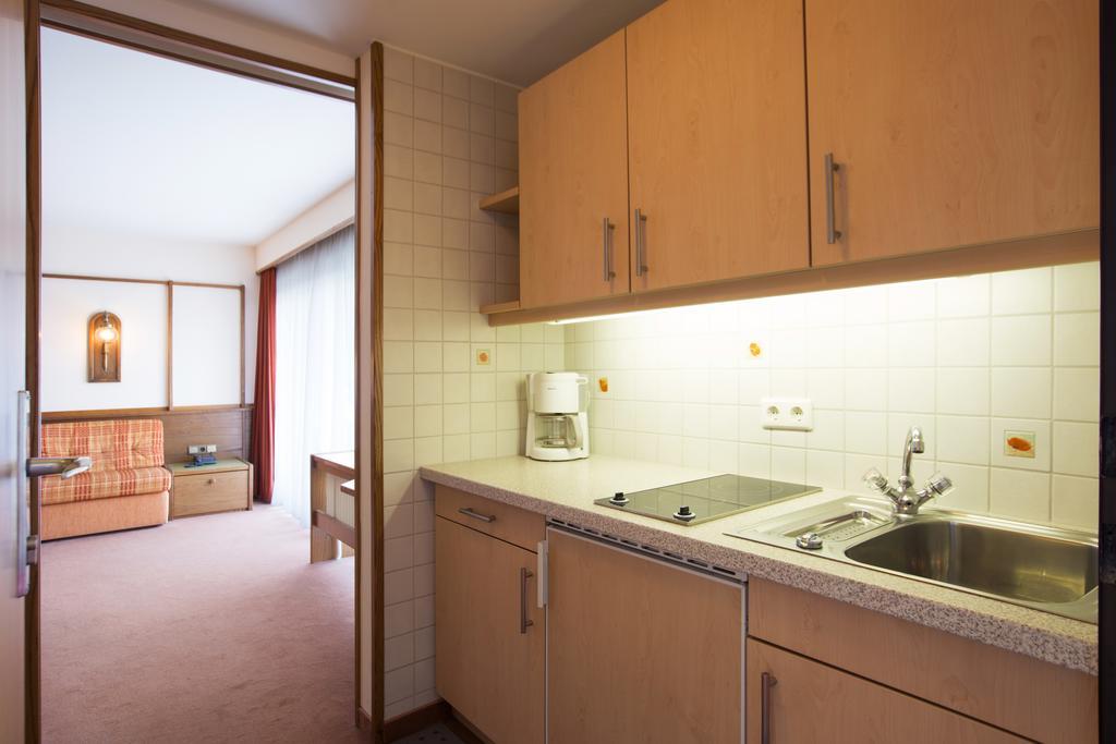 Apartmenthaus Brixen & Haus Central Бріксен-ім-Тале Номер фото